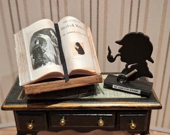 Dollhouse Sherlock Holmes Silhouette, Miniature Book of Detective, 1.12 Scale