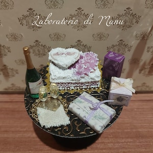 Dollhouse Decorated Table with Violets, Miniature Cake/Gifts/Sparkling Wine, 1:12 scale