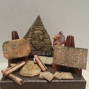 Dollhouse Egyptian Tablets Set, Miniature Hieroglyphs, 1:12 scale