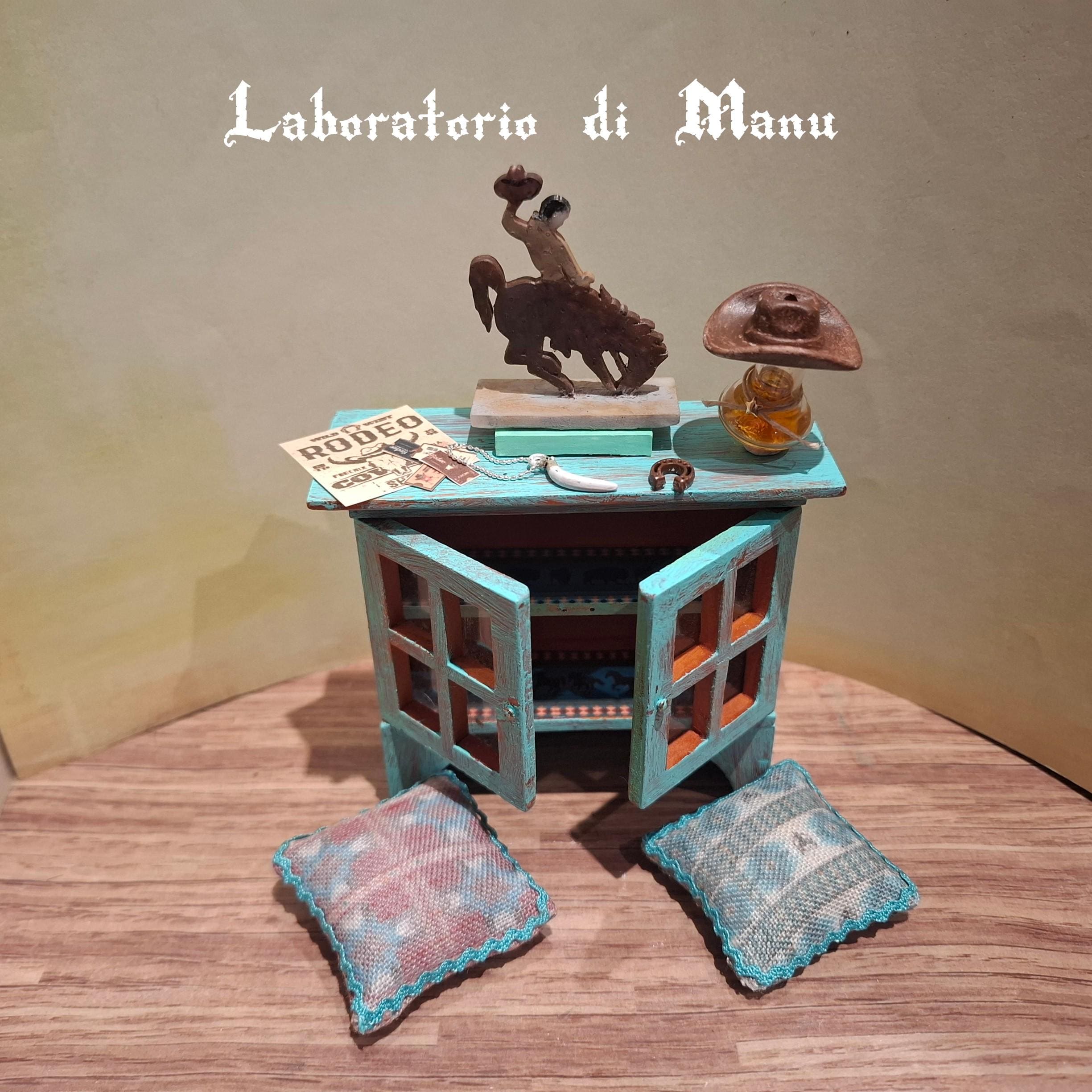 Casa Delle Bambole In Miniatura 1:12 - Set Asilo Nido Con Cavallo