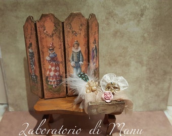 Dollhouse French, Miniature Screen, Full Box with Fan and Mask, 1:12 scale