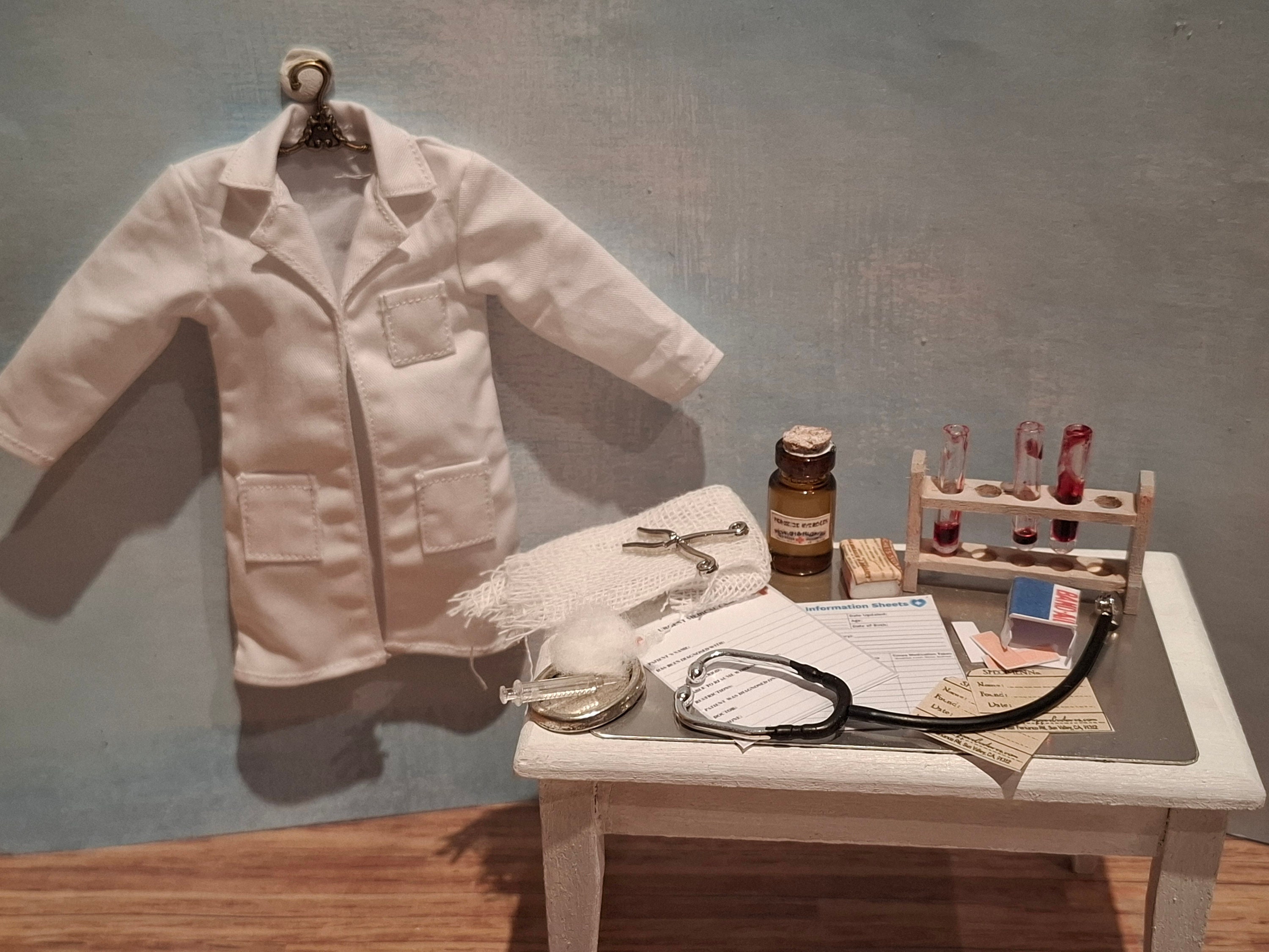 Tavolo Chirurgico In Miniatura Per Casa Delle Bambole – Scala 1:12 – Fatto A Mano Da Teresa Dudley