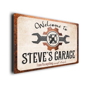 Garage Sign: Vintage Look - Personalized Workshop Decor