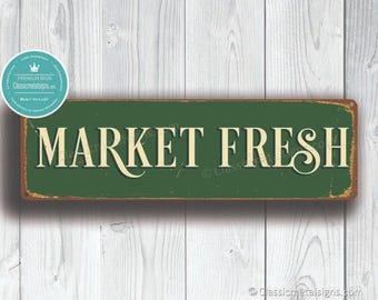 Vintage Style Market Fresh Sign: Rustic Farmhouse Decor