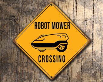 Robot Mower Crossing Sign: Rustic Garden Decor (Weather Resistant)
