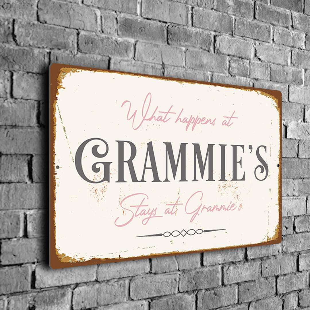 Grammie's House Sign: Vintage Style Rustic Welcome Decor - Etsy