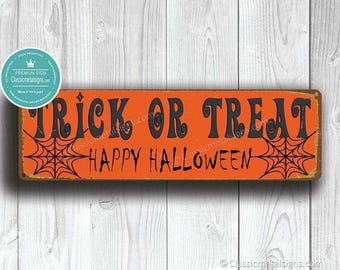Trick or Treat Sign: Vintage Halloween Decor (Indoor & Outdoor)