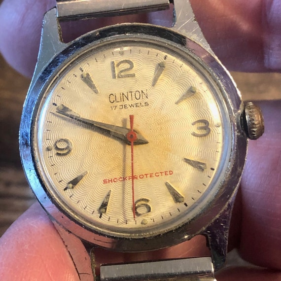Vintage Wrist Watch ~ Runs - image 1
