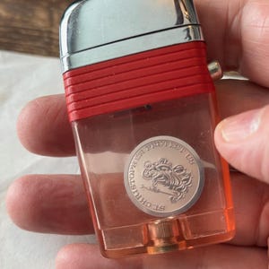 Vintage Lighter ~ Near Mint
