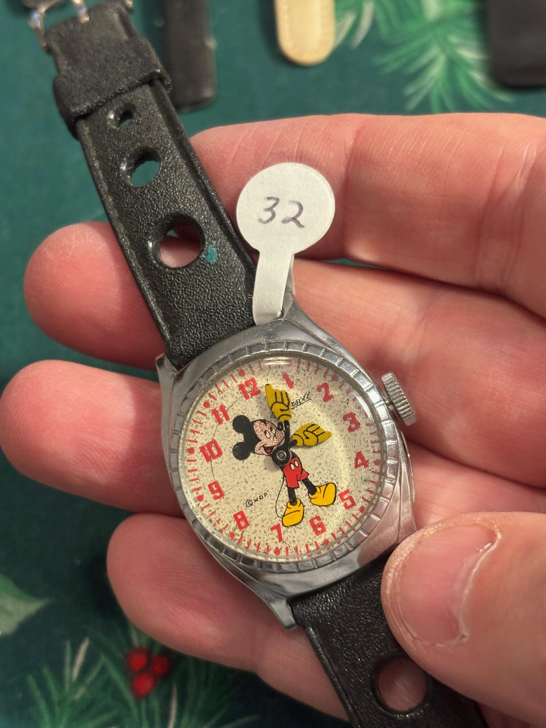 Vintage Mickey Mouse Wrist Watch ~ Runs - Etsy