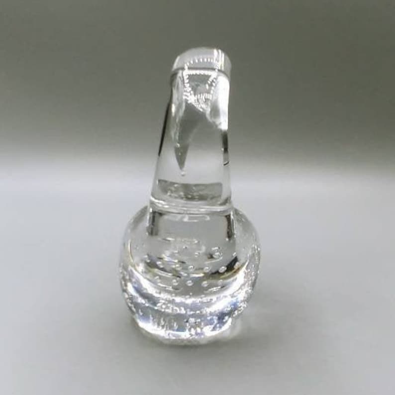 Art Glass Swan with Control Bubbles