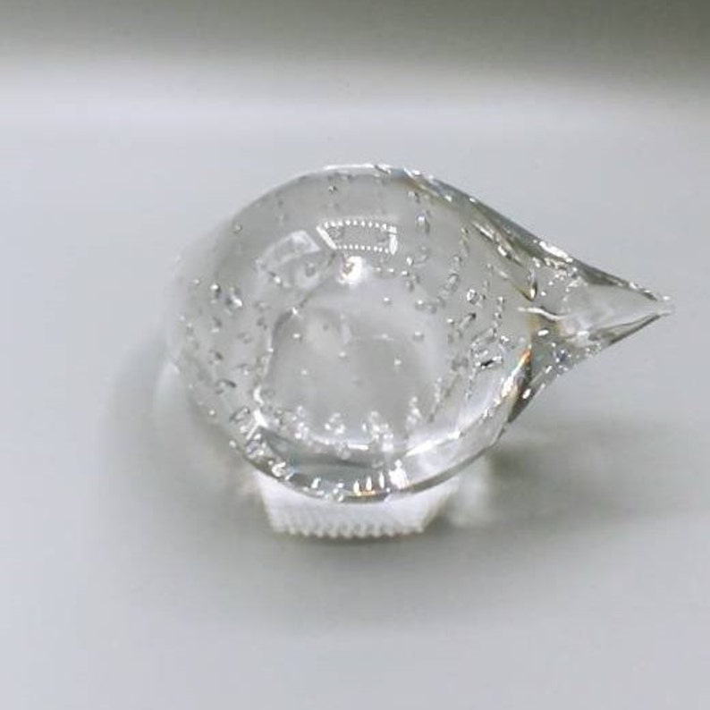 Art Glass Swan with Control Bubbles