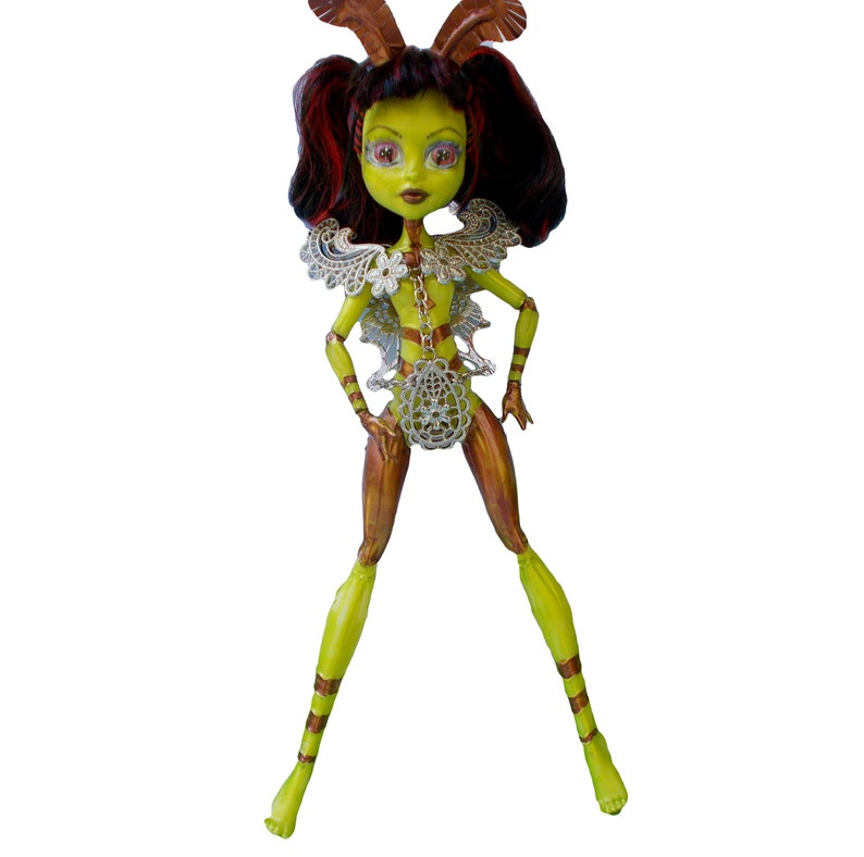 monster high luna mothews doll