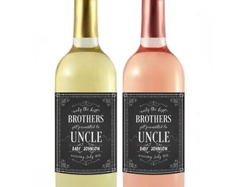 Anuncio de embarazo - Etiqueta de botella de vino de anuncio de bebé - Etiqueta de vino personalizada - Favor de ducha de bebé de pizarra - Hermanos ascendidos a tío