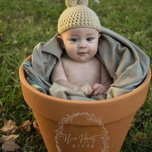 Crochet Root Hat: Baby Halloween Costume, Photo Prop
