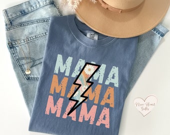 Daisy Lightning Mama T-Shirt, Retro Comfort-Colors Tee for Moms, Wildflower Graphic Mom Shirt