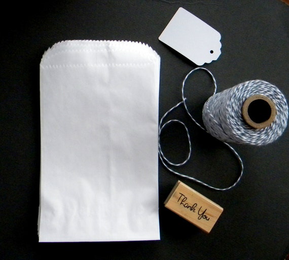 100 White Paper Bags 6 x 9" Flat Merchandise Bags, Wedding Favor Bags, Gift Bags, Candy Buffet Bags, Il_570xn