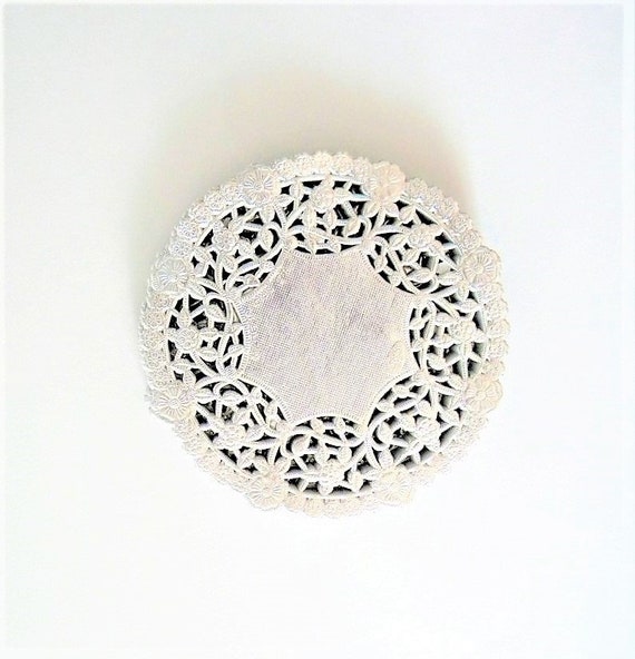 25-12/" SILVER Metallic FOIL Paper Lace DOILIESSilver DoilyPlacemat