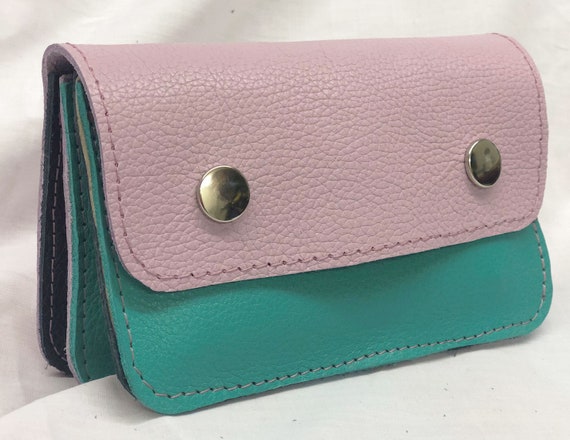 A lady's purse hotsell