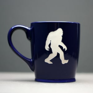 Bigfoot sandblasted Ceramic Coffee Mug, bigfoot glass, bigfoot mug, bigfoot gift, sasquatch gift, sasquatch mug, coffee mug, tea mug