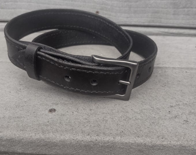 Custom hand stitched leather belt 1.5"