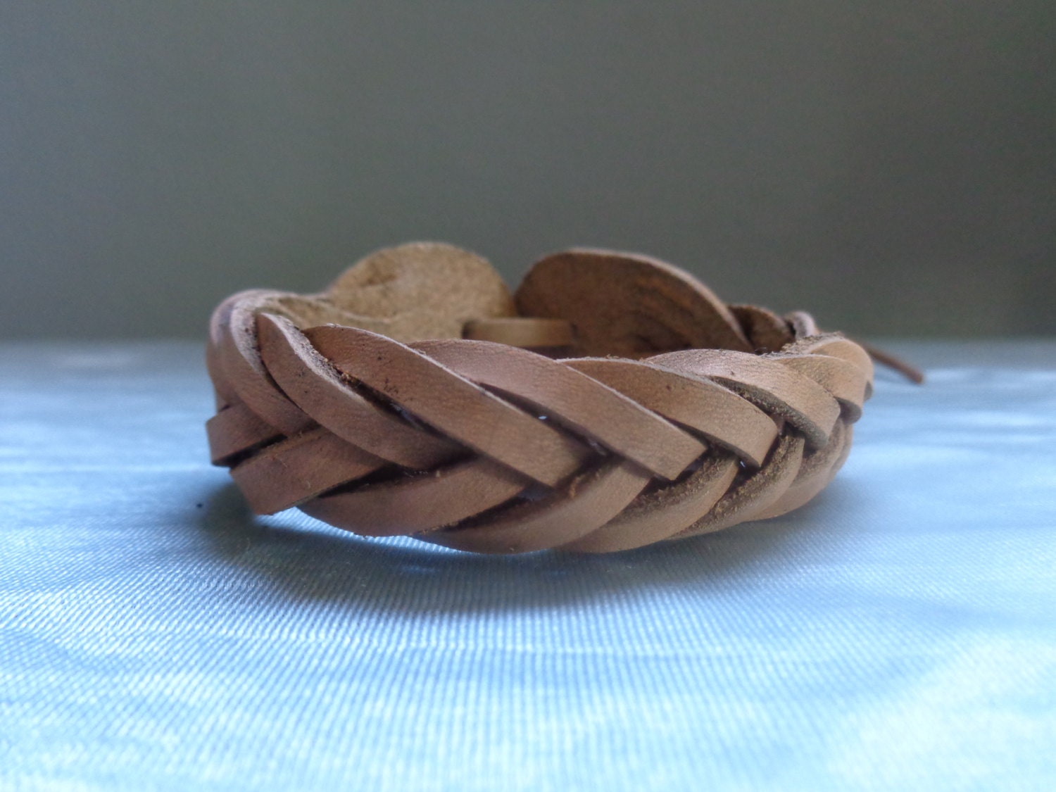 Mystery Braid Bracelet - Full Grain Leather - Handmade In Canada –  Hammerthreads