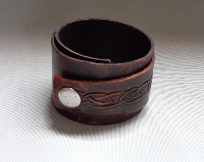 Leather cuff hand tooled by Artrix Leather and Fine Art-Celtic Double Wrap Leather Cuff