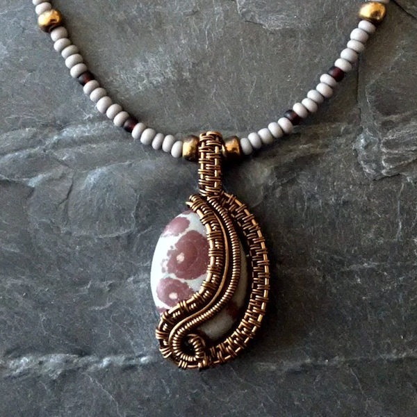 Handmade necklace with pendant, "Crazy Horse Stone" gray burgundy, wire bronze, length 51 cm, pendant approx. 3.7 cm, wire work, "Isabel"