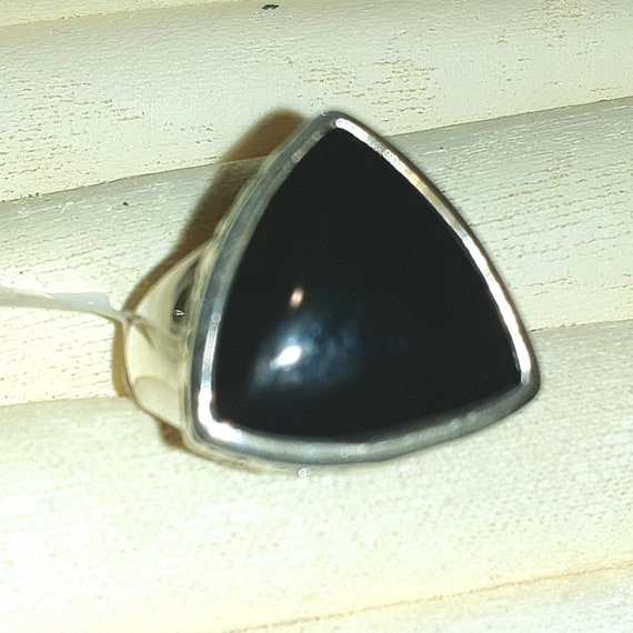 Triangular Black onyx ring size 8 - image 1