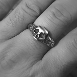 Skull Ring, Silver Skull Ring, Oxidized Skull Ring, Men Skull Ring, Signet Ring, Silver Ring, Mens Ring, Women Ring, Black Skull, Gift Idea