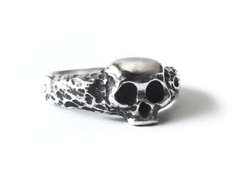 Mens Silver Skull Ring, Oxidised Silver Skull Ring, Men's gothic jewelry, Statement Ring For Men, Gift For Him, Skull Jewelry, Skeleton Ring