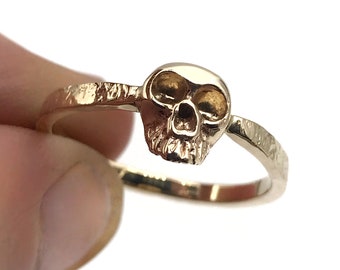 Skull Ring, 14K Solid Gold Skull Ring, Skull Engagement Ring, Gothic Skull Stacking Ring, Small Dainty Skull Ring Jewelry Memento Mori Ring
