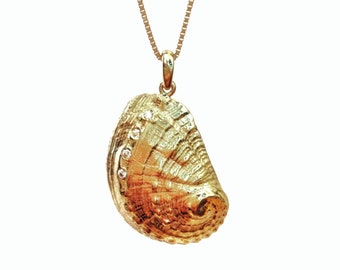 14k Gold Seashell Diamond Necklace For Women, Solid 14k Gold Shell Necklace, Nautical Gold Diamond Necklace For Women, Seashell Gold Jewelry