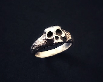 Memento Mori Skull Ring Gothic Ring, Oxidized Silver Skull Ring, Stacking Sterling Silver Goth Punk Jewelry, Skeleton Ring Unisex, Gift Idea