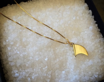 Surf Board Fin Necklace, Gold Necklace, Surf Jewelry, Surf Necklace, Fins, Surfboard fin, Surfer Gift, Ocean Jewelry, Mermaid Jewelry, Beach