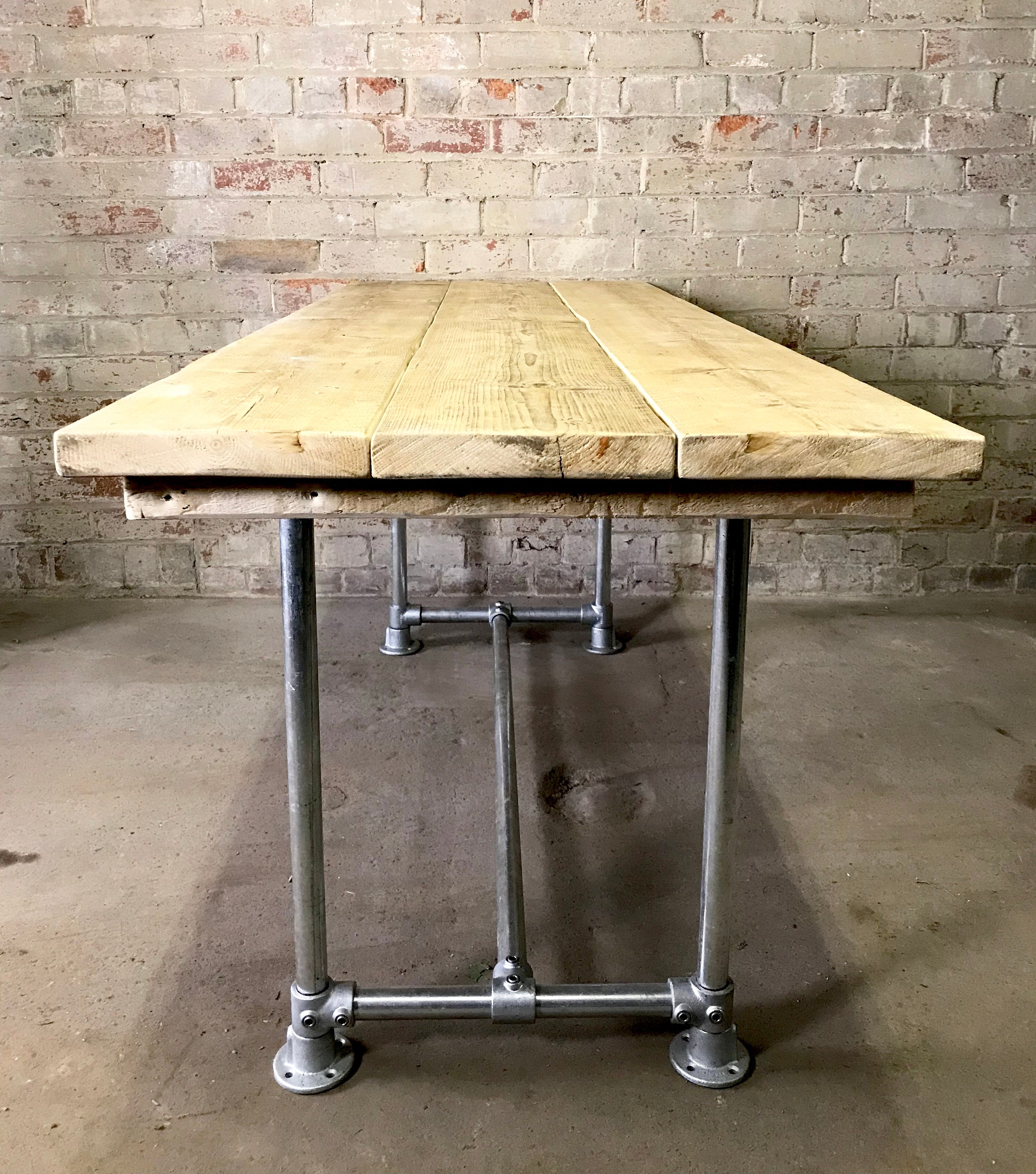 Scaffold on sale table legs