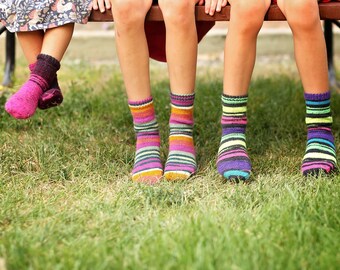 September Socks Knitting Pattern PDF DOWNLOAD | hand knit | heel flap | top down | winter socks | vanilla socks | child socks | adult socks