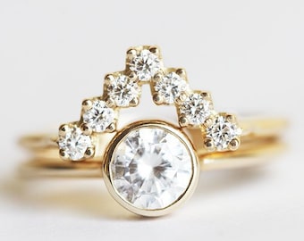 Half Carat Round Diamond Ring Set in 14k or 18k Solid Gold with Solitaire Ring and Matching V Band, GIA