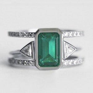 Set of Emerald and Diamond Double Band Ring and Open Trillion Ring in 18k Solid Gold, Matching Wedding or Engagement Set