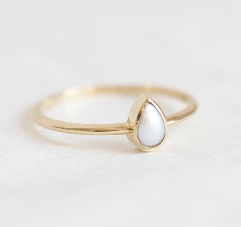 Pearl engagement ring Rose gold pearl solitaire Delicate image 3