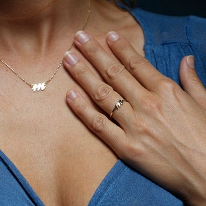 Einfache erste Ring mit einem 1,1 mm Diamanten in 14k oder 18 k Solid Gold, personalisierte Birthstone Ring Bild 2