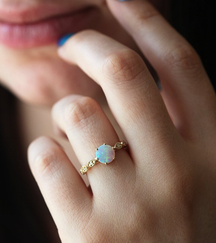 18ct Yellow Gold Oval 9x7mm White Opal Ring – Mazzucchelli's