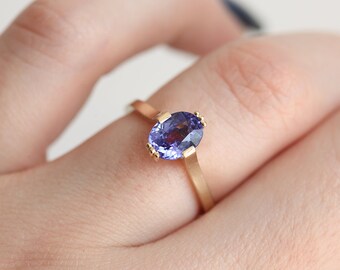 Tanzanite Ring, December Birthstone Ring, 14k Gold Engagement Ring, 18k Unique Wedding Ring, Solitaire Oval Ring, Tanzanite Jewelry