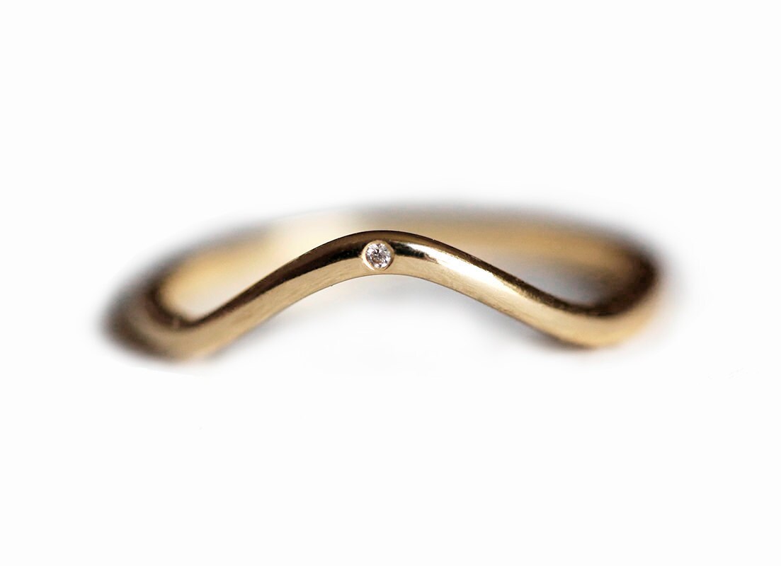 Curved Diamond Ring Curved Wedding Ring Stacking Gold Ring Etsy