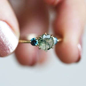 Moss agate engagement ring, Teal green ring, Alternative three stone ring unique