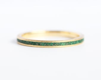 Thin ring, Emerald inlay engagement band, Green gemstone ring