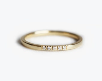 Diamant Ehering, Schlichter und minimalistischer Ring mit Five Pave 1,1mm Rund Weiße Diamanten in 14k oder 18k Gold
