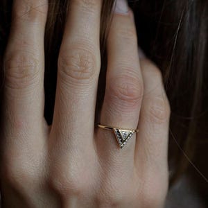 Triangle Diamond Engagement Ring, Trillion Diamond Band, Modern Engagement Ring in Yellow Gold