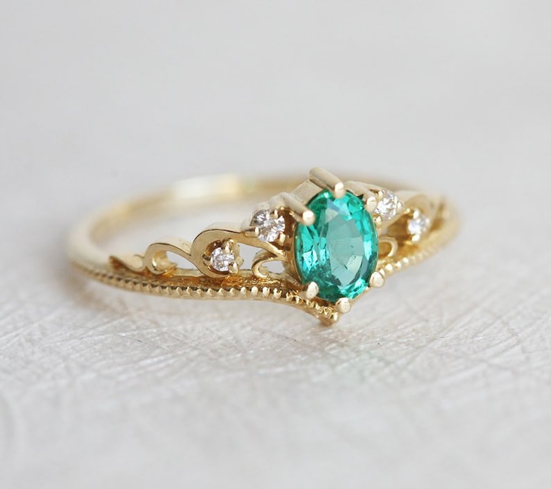 Oval Emerald Engagement Ring Emerald Diamond Ring Vintage Etsy Australia