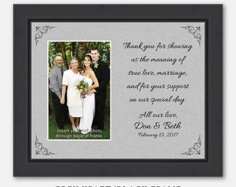 wedding present We survived our daughter/'s wedding parents couple t-shirts set